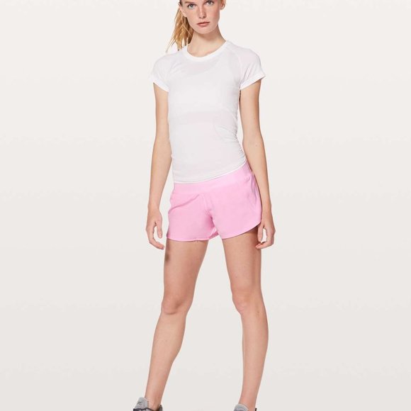 EUC Lululemon Size 6 Run Times Short II*4" Pearl Pink - Picture 3 of 8